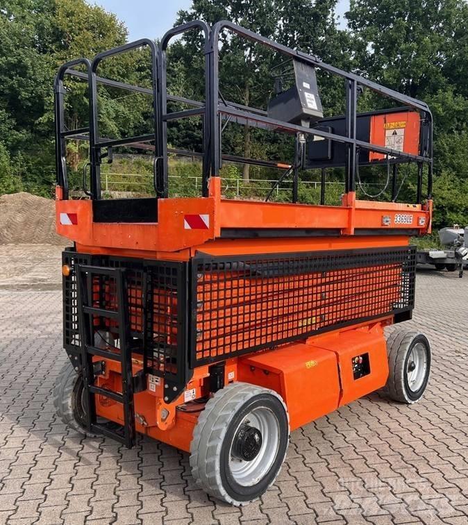 JLG 3369 LE رافعات مقصية الشكل