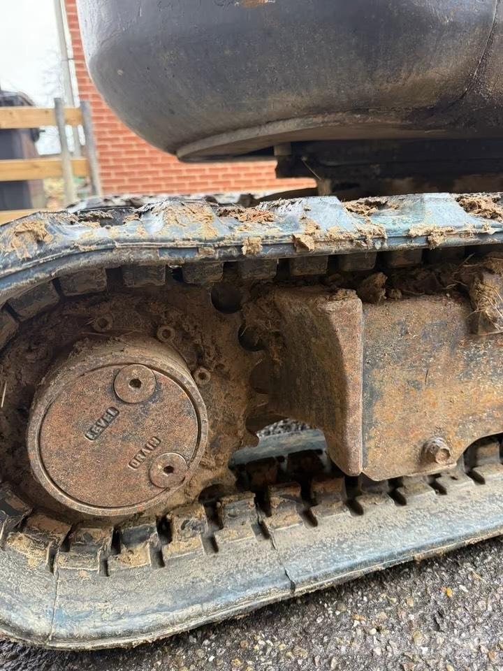 Kubota U 17 حفارات صغيرة أقل من 7 طن (حفارات صغيرة)