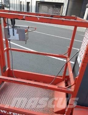 SkyJack SJ 12 رافعات مقصية الشكل