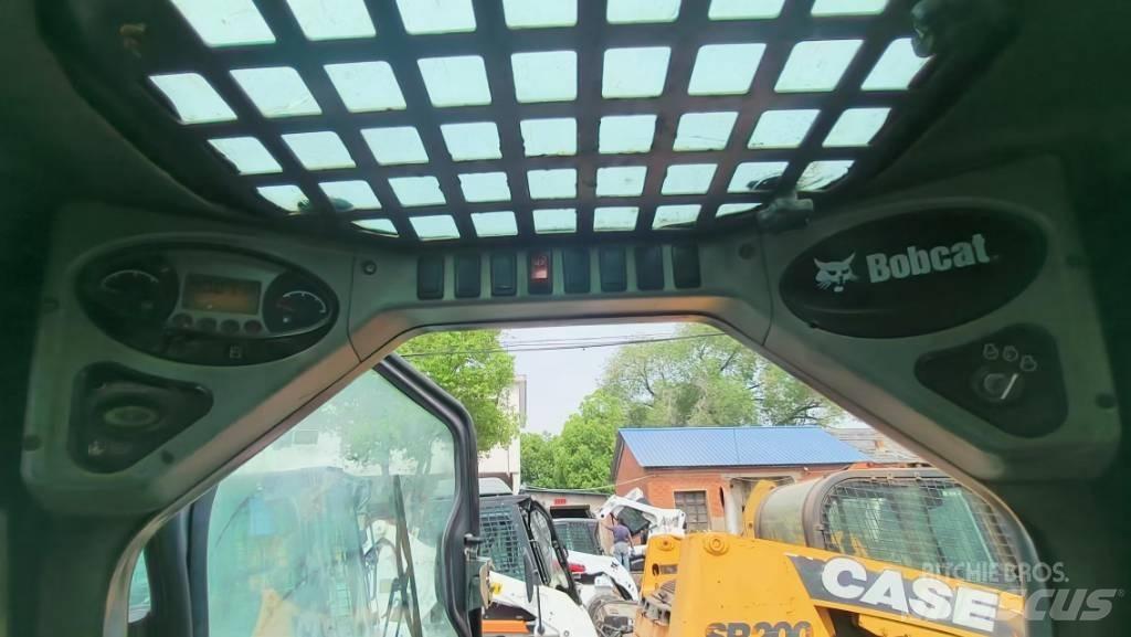 Bobcat S 185 لوادر انزلاقية التوجيه