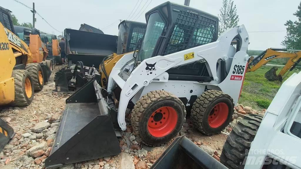 Bobcat S 185 لوادر انزلاقية التوجيه