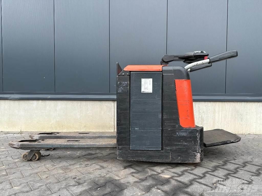 BT LPE240/M معدات التكديس الجوالة