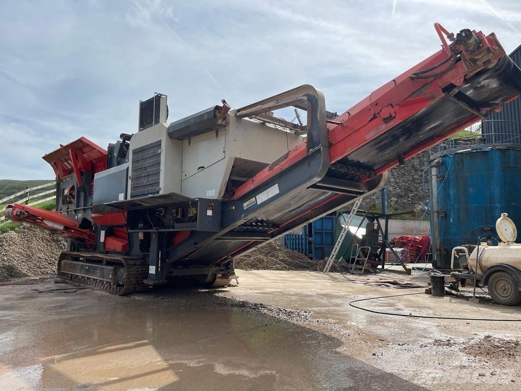 Sandvik QI340 الكسارات المتنقلة