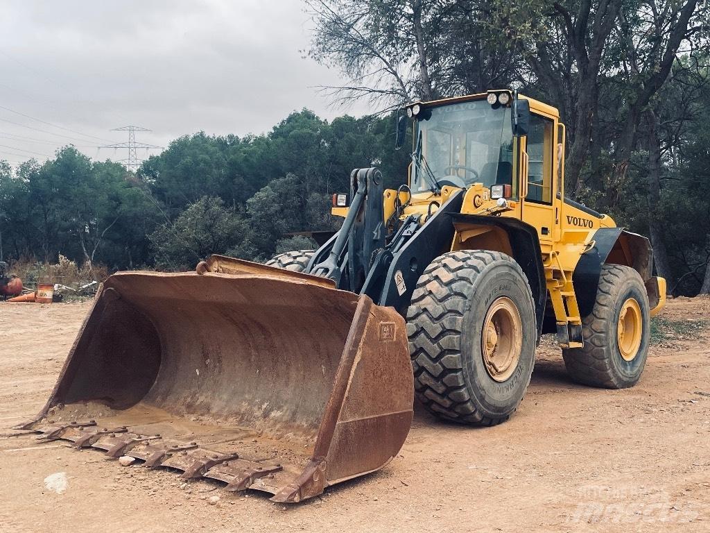Volvo L120E لوادر بعجل