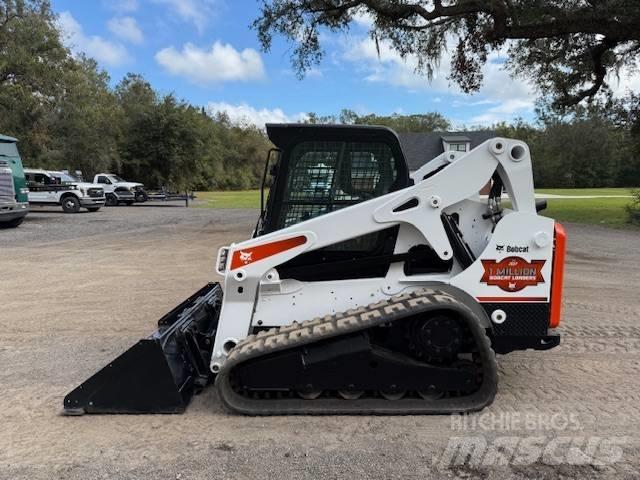 Bobcat T 650 لوادر انزلاقية التوجيه