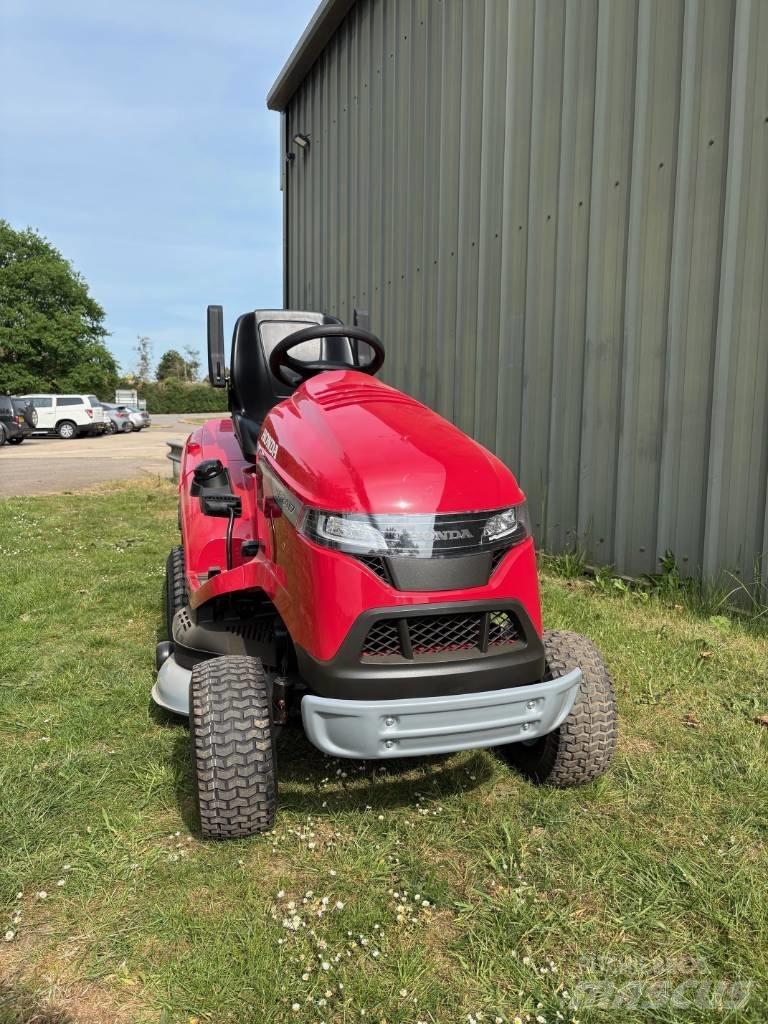 Honda HF 2417 HTE ركوب الحشائش