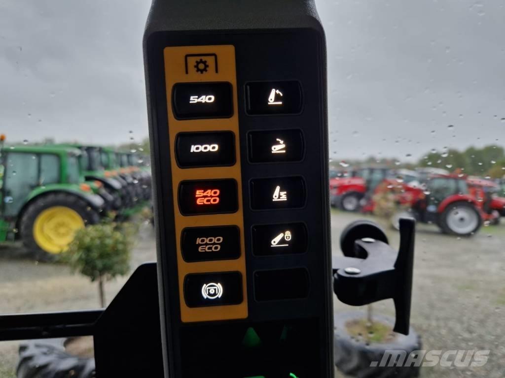 CLAAS Arion 450 الجرارات