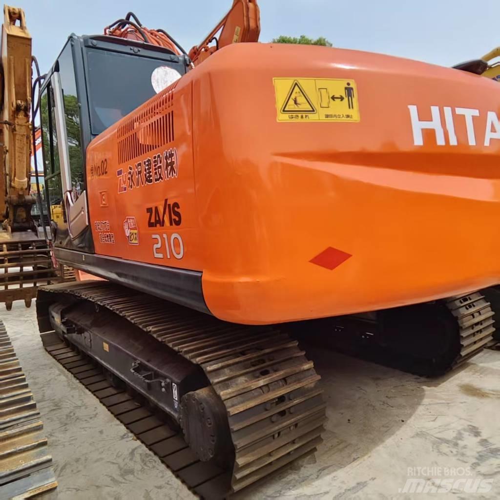 Hitachi ZX 210 حفارات زحافة