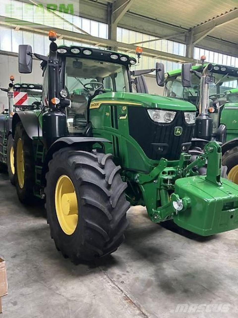 John Deere 6r 250 الجرارات