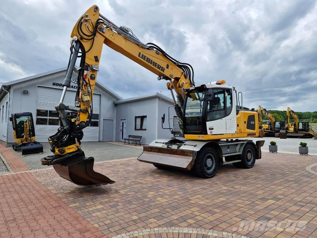 Liebherr A 916 حفارات بعجل
