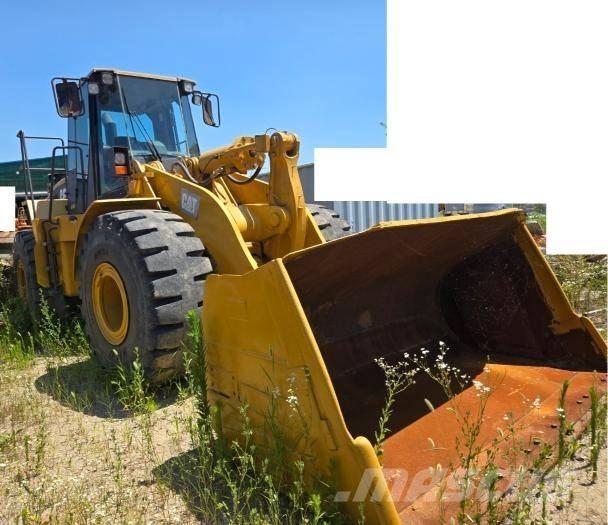 CAT 972 G لوادر بعجل