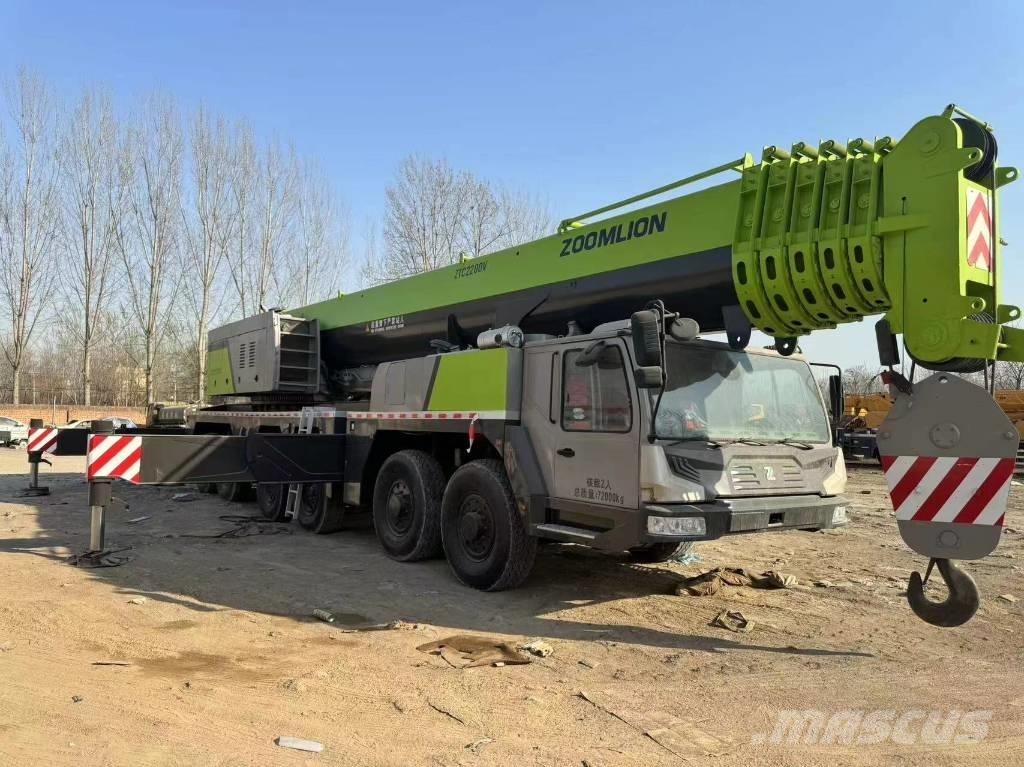 Zoomlion 220 Ton رافعات صالحة لكل أنواع الطرق