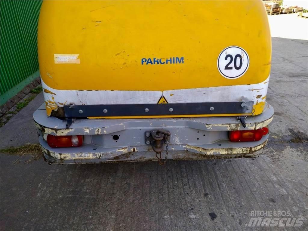 Paus RL 6.7 لوادر بعجل