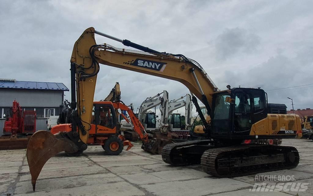 Sany SY 215 C حفارات زحافة