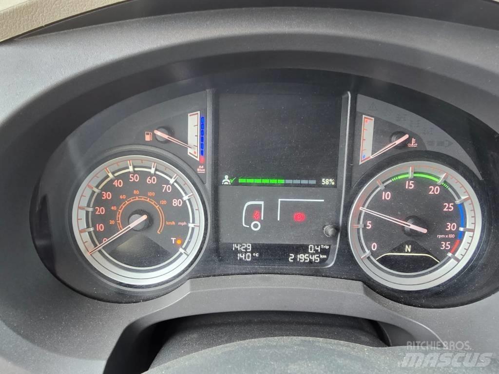 DAF LF 210 FA شاحنات ذات هيكل صندوقي