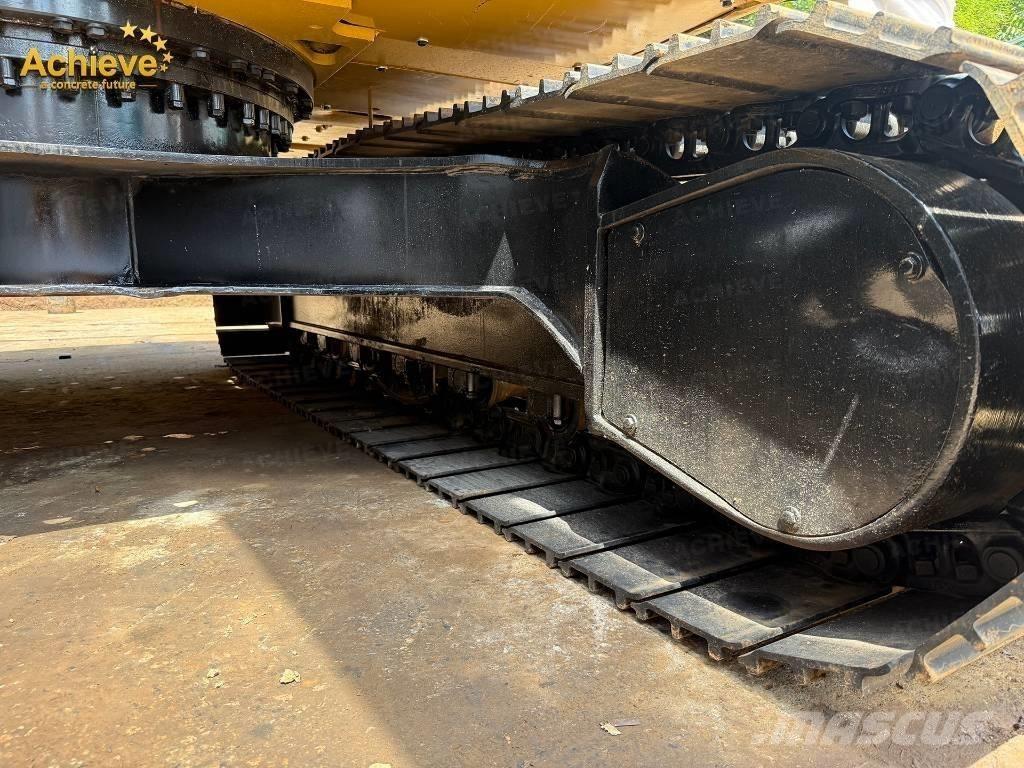 CAT 320 D2L حفارات زحافة