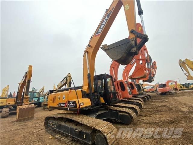 Sany SY215C حفارات زحافة