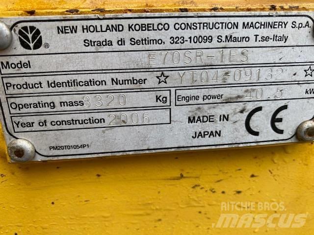 New Holland E 70 SR حفارات وسط 7 طن - 12 طن