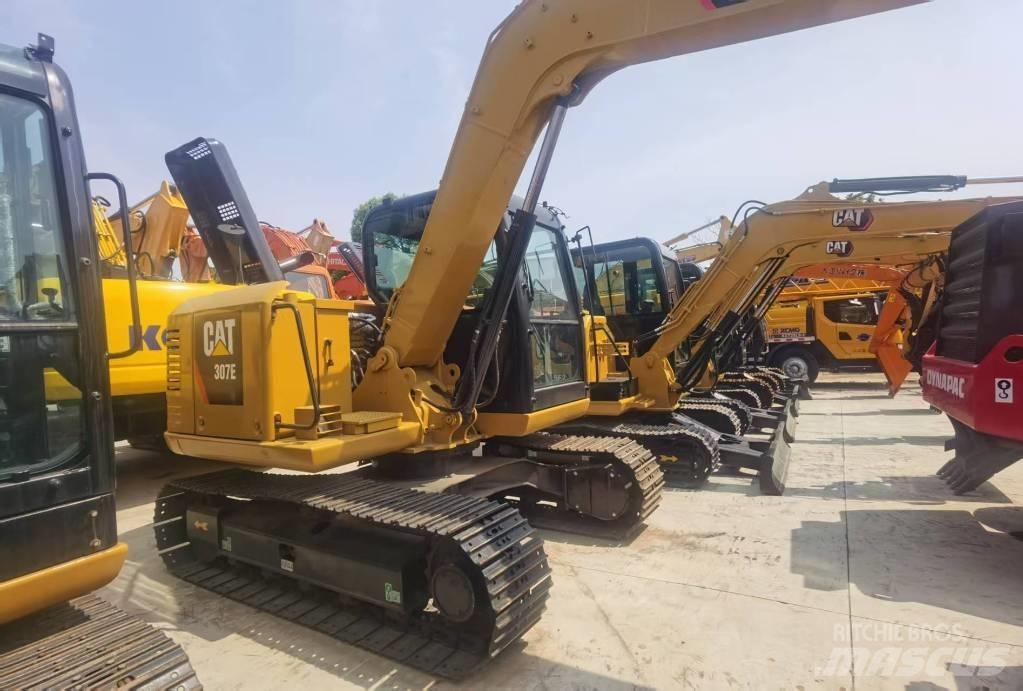 CAT 307e حفارات زحافة