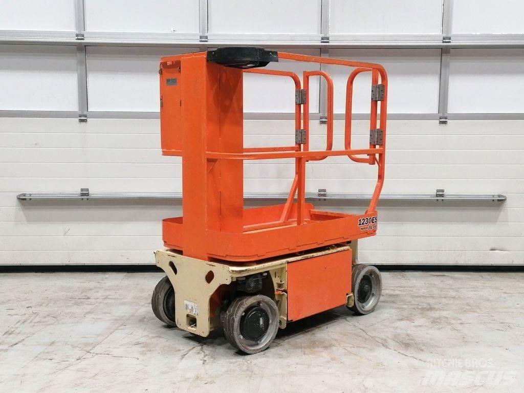 JLG 1230ES رافعات ومنصات أخرى