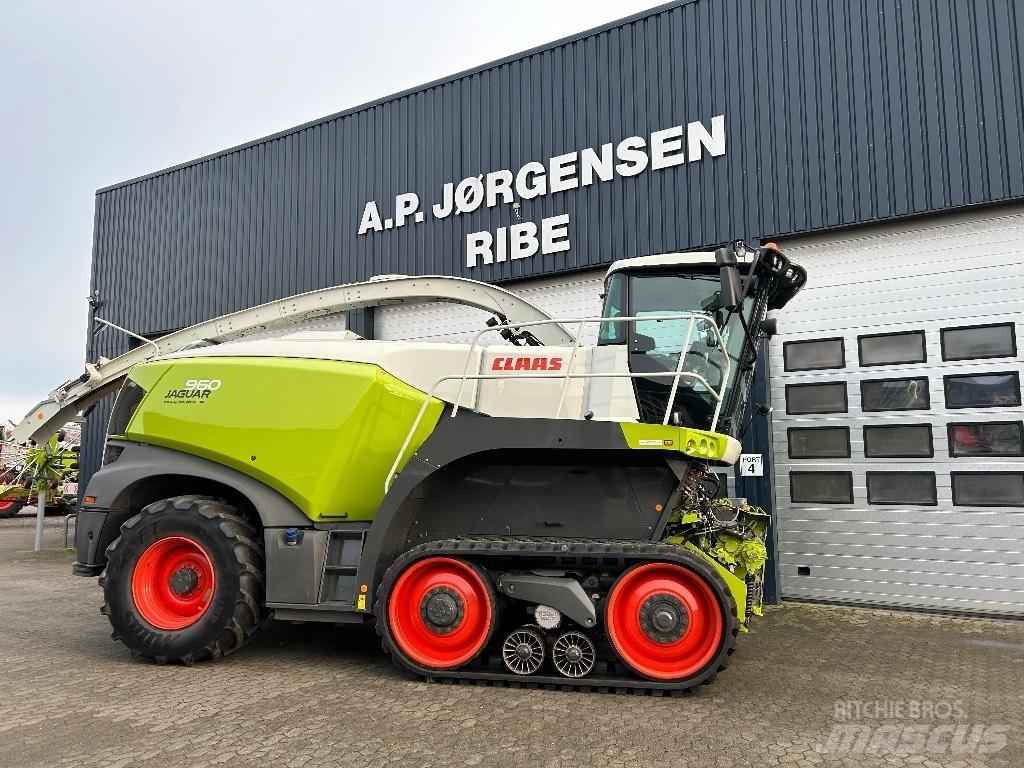 CLAAS Jaguar 960 TT علافات ذاتية الدفع