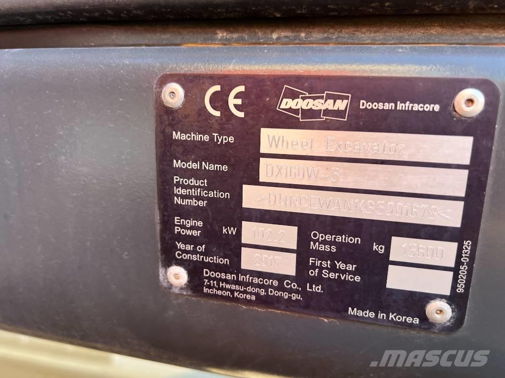 Doosan DX160W-5 حفارات بعجل