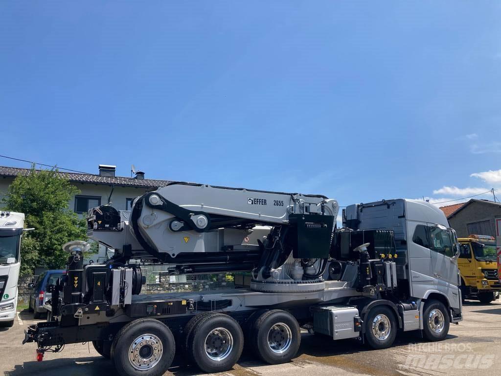 Volvo FH16-650 شاحنات الرافعات