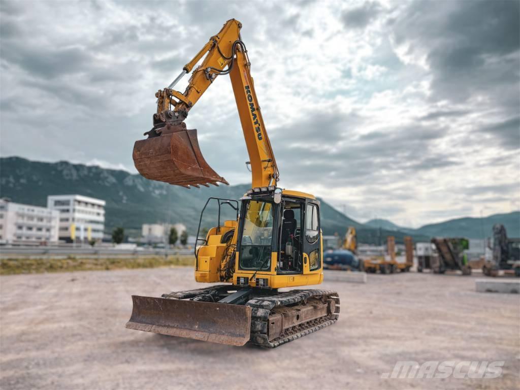 Komatsu PC 138 US حفارات زحافة