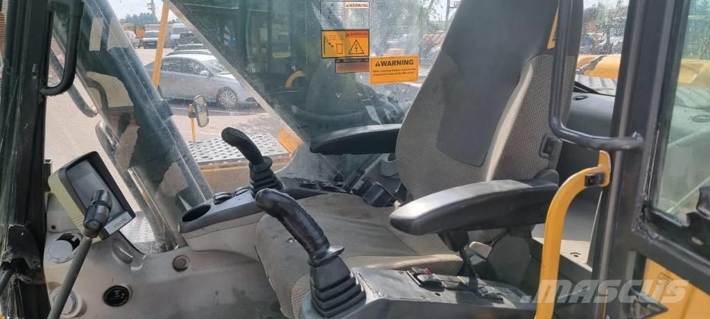Volvo EC 210 C حفارات زحافة
