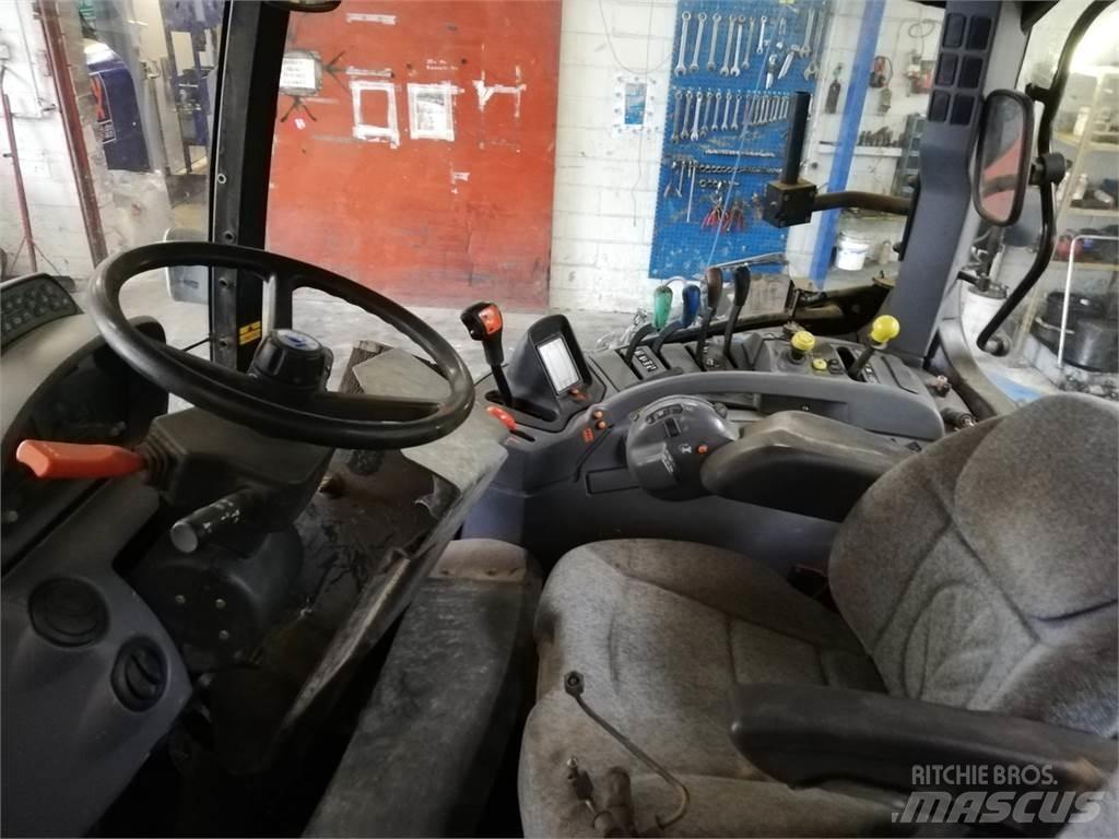New Holland TS135A الجرارات