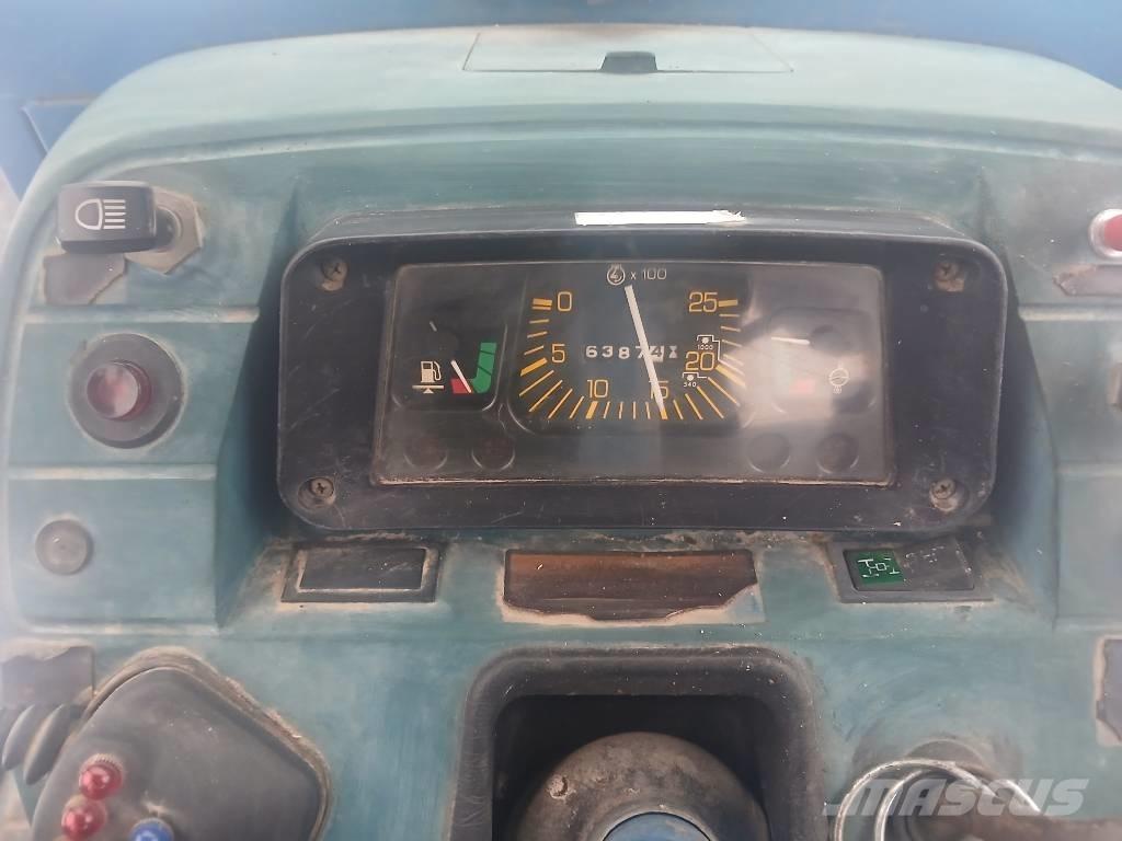 Ford 5610 II Farmall الجرارات