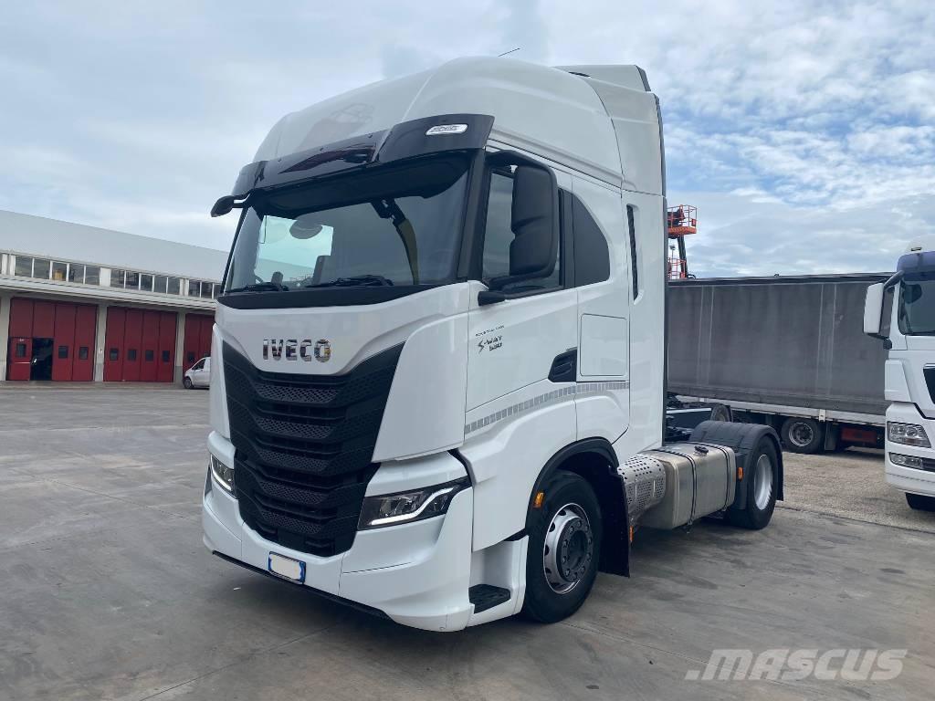 Iveco S-Way 530 وحدات الجر