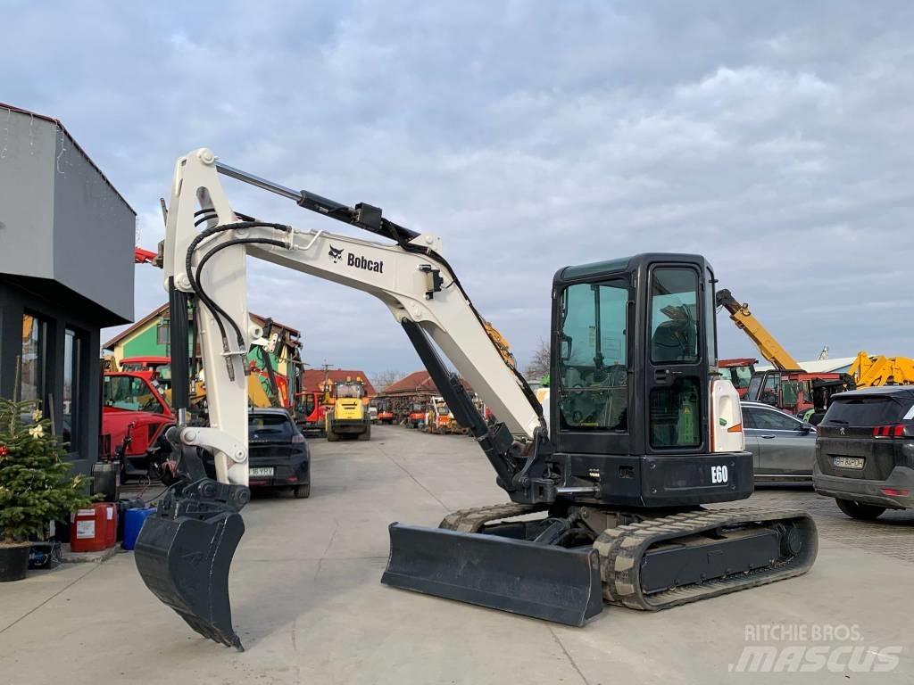 Bobcat E 60 حفارات صغيرة أقل من 7 طن (حفارات صغيرة)