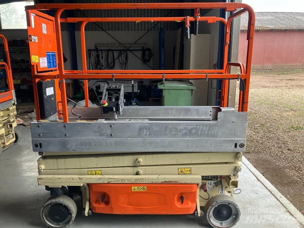 JLG 1930 ES رافعات مقصية الشكل