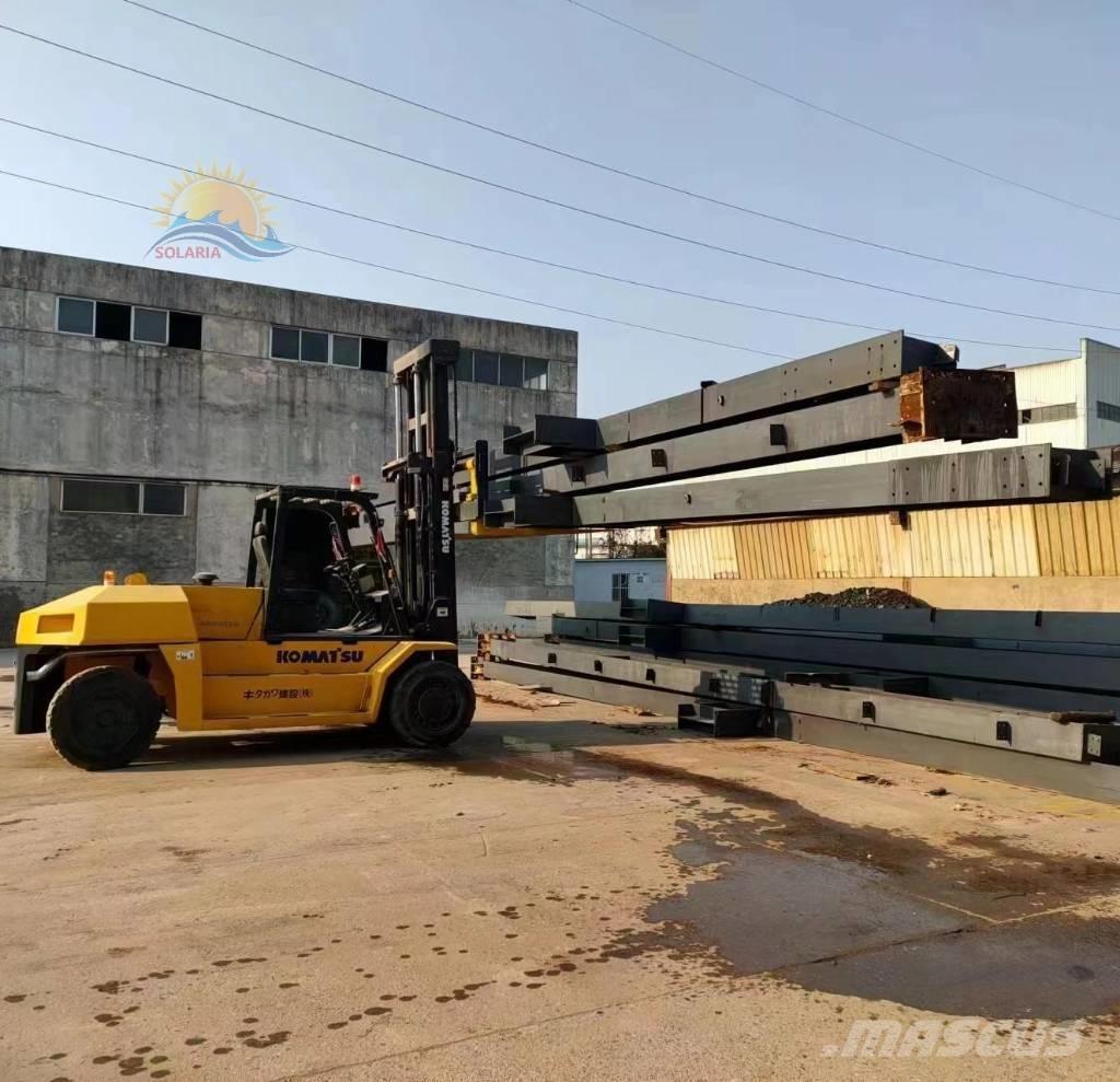 Komatsu FD 160 E-8 شاحنات الديزل