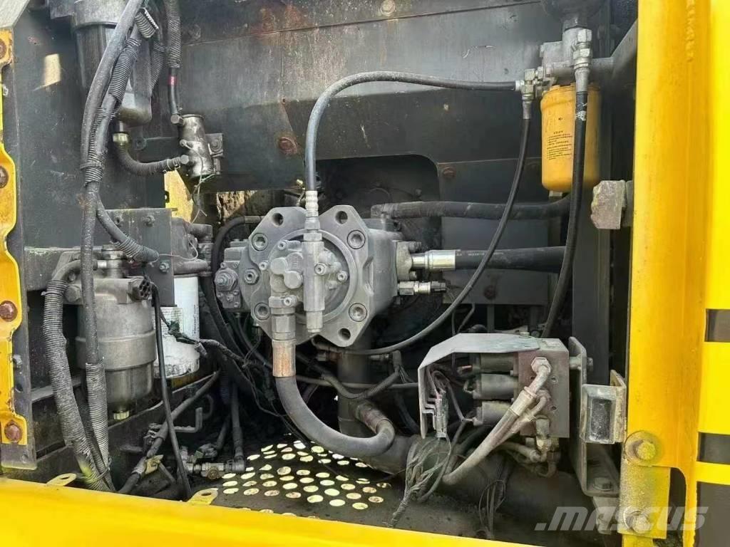 Sumitomo SH 200-5 حفارات زحافة