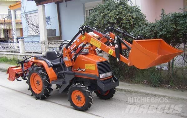 Kubota ASTE A-15 4wd الجرارات