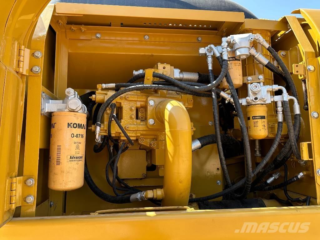 CAT 330C حفارات زحافة