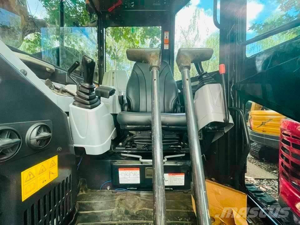 Yanmar VIO80-1A حفارات صغيرة أقل من 7 طن (حفارات صغيرة)