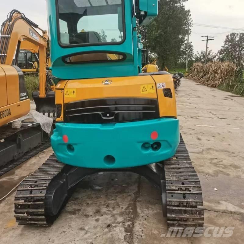 Kubota KX 135 حفارات زحافة