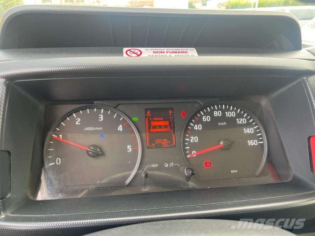 Nissan SOCAGE DA324 المنصات الهوائية المثبتة على شاحنة