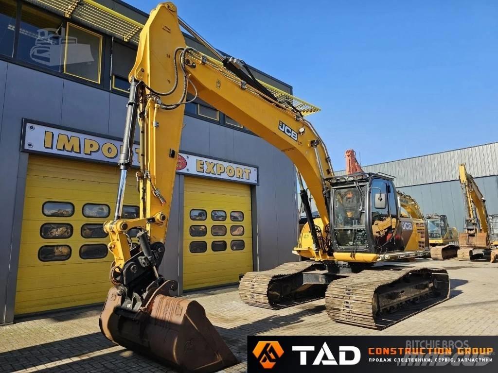 JCB JS220 LC حفارات زحافة