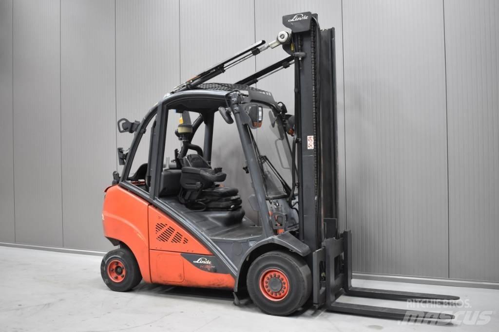 Linde H 30 T شاحنات LPG