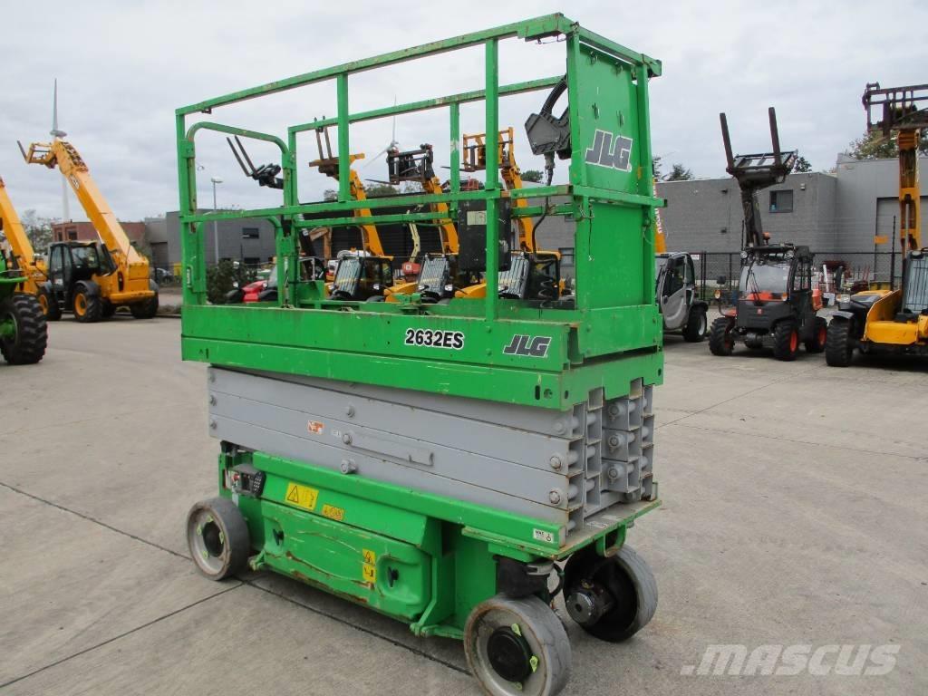 JLG 2632 ES (983) رافعات مقصية الشكل