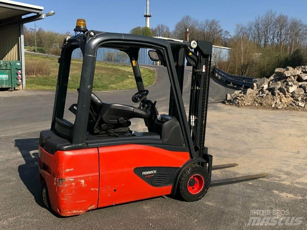 Linde E 20 L-02 شاحنات ذات رافعات شوكية تعمل بالكهرباء