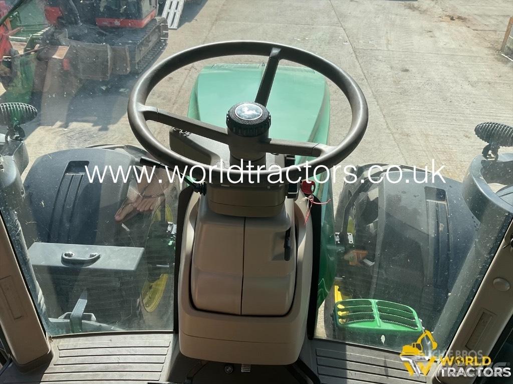 John Deere 7310 R الجرارات