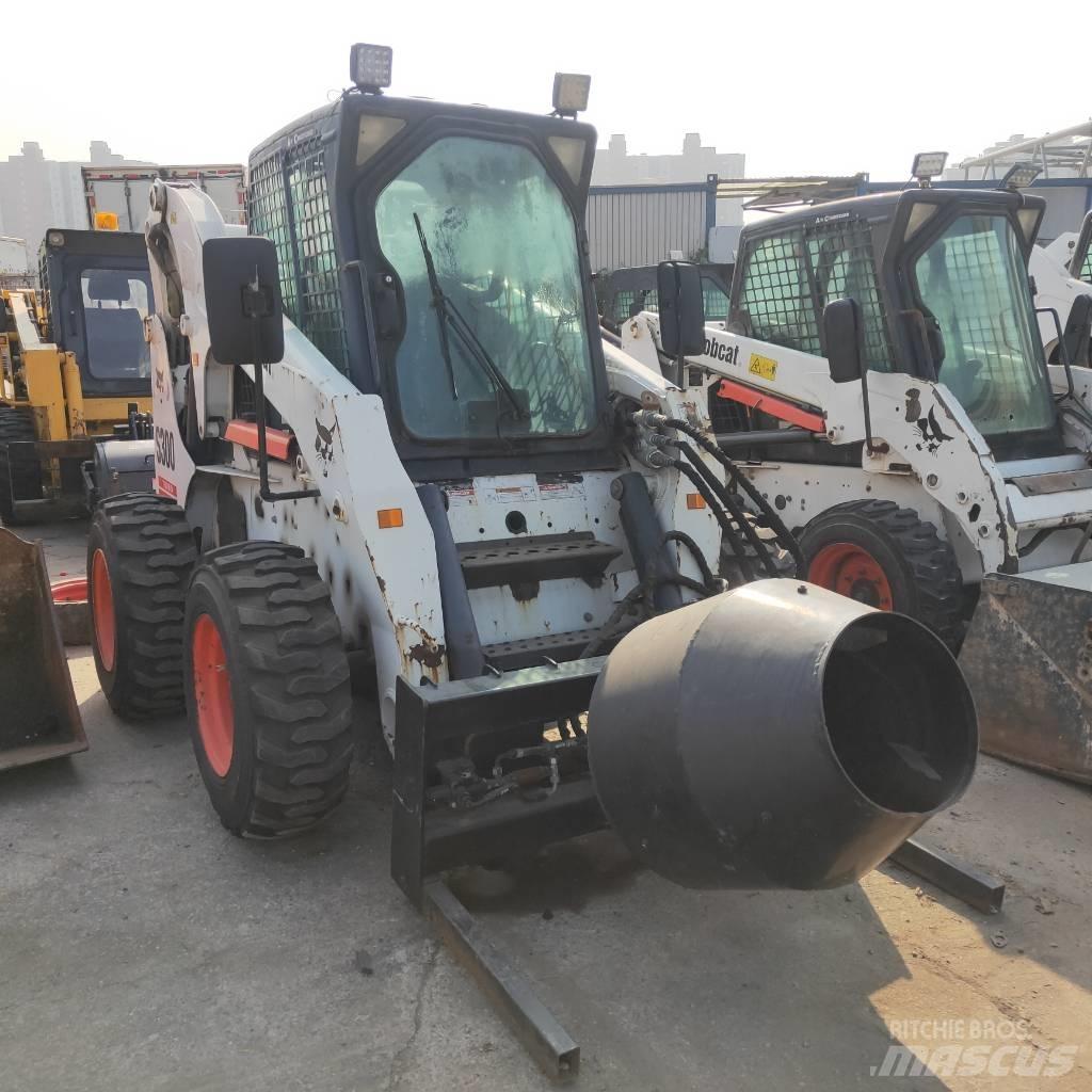 Bobcat S300 لوادر انزلاقية التوجيه