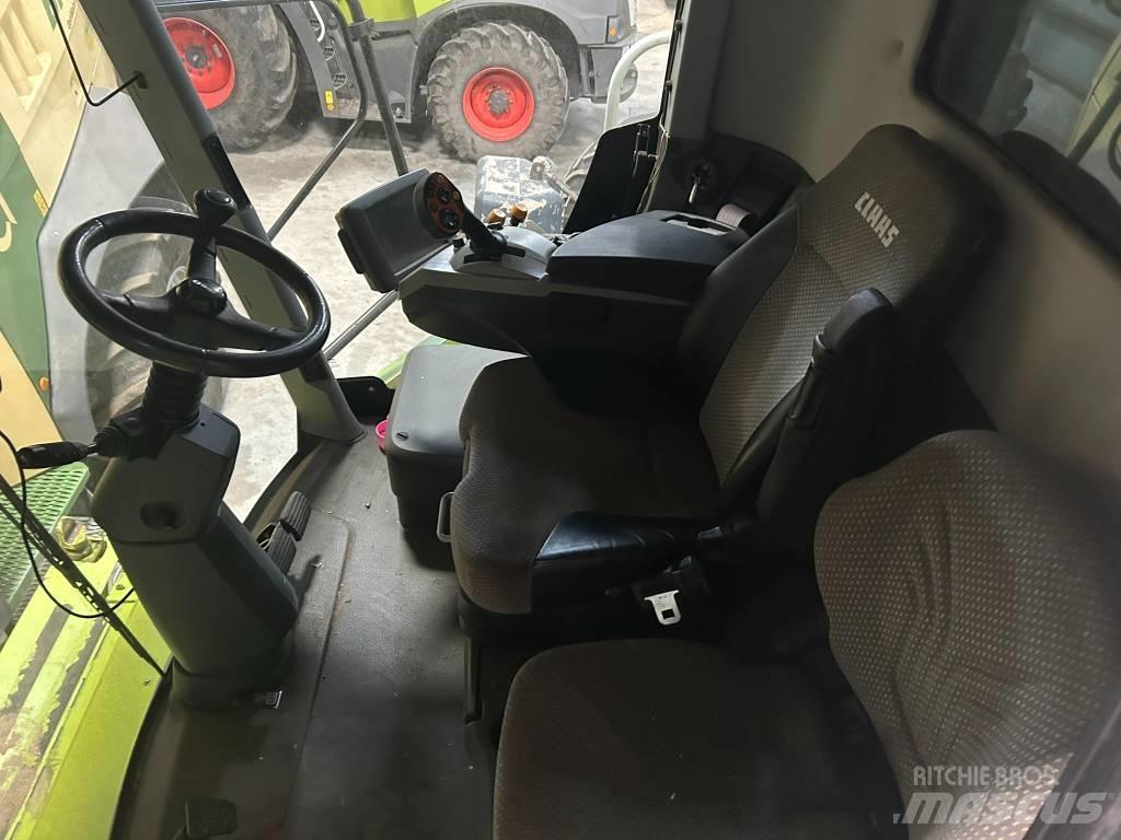 CLAAS Lexion 750 حصادات