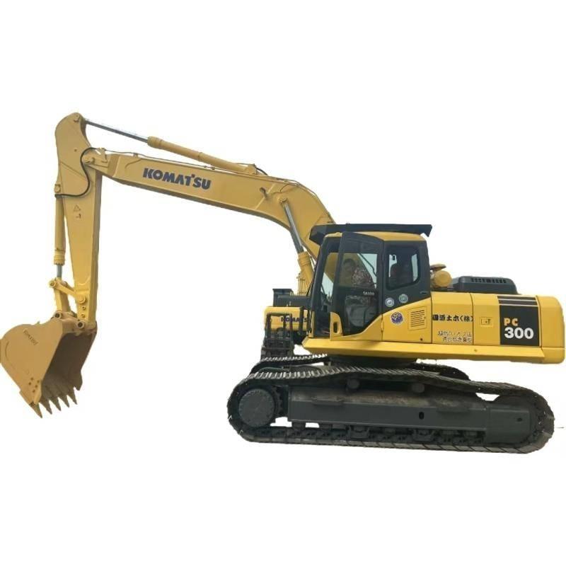 Komatsu PC 300 حفارات زحافة