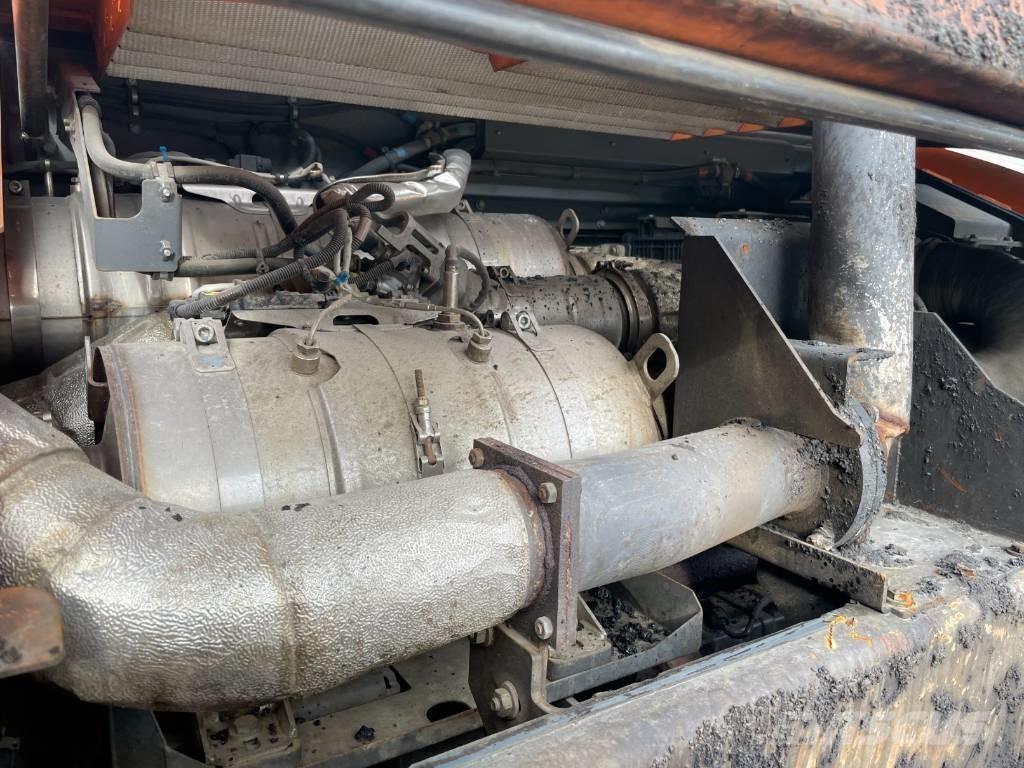 Vögele SUPER 1900-3I معدات السفلتة